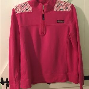 Vineyard Vines Shep pink with sail boats